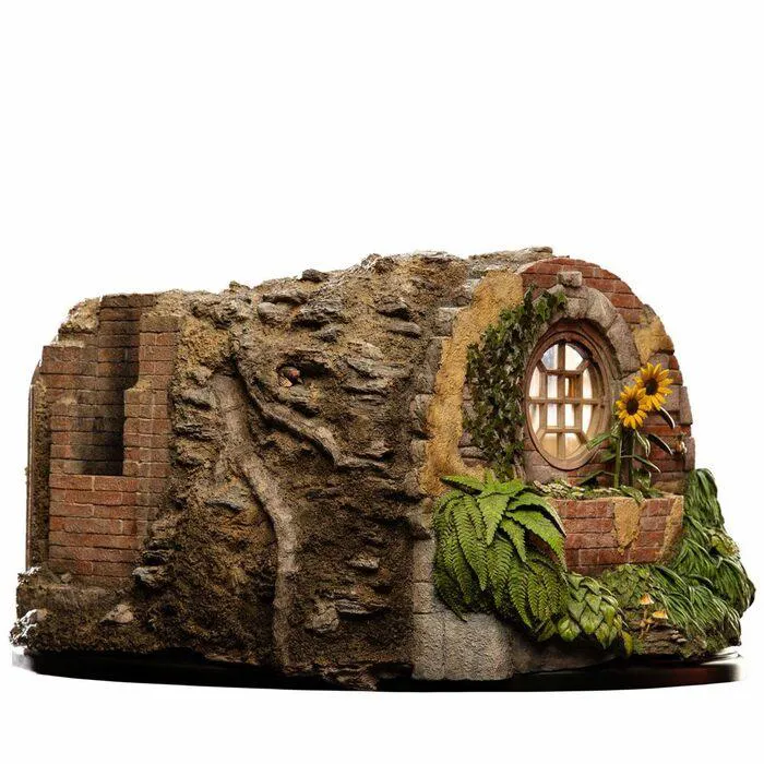 LORD OF THE RINGS - Bilbo Baggins in Bag End 1/6 Polystone Statue