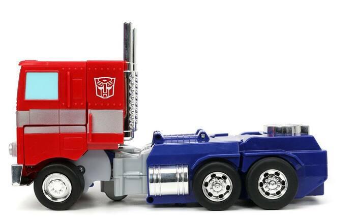 TRANSFORMERS - Optimus Prime G1 Ver. EU FTM ExclusiveTransforming R/C Robot