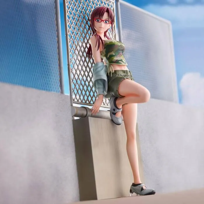 EVANGELION - Makinami Mari illustrious Pvc Figure