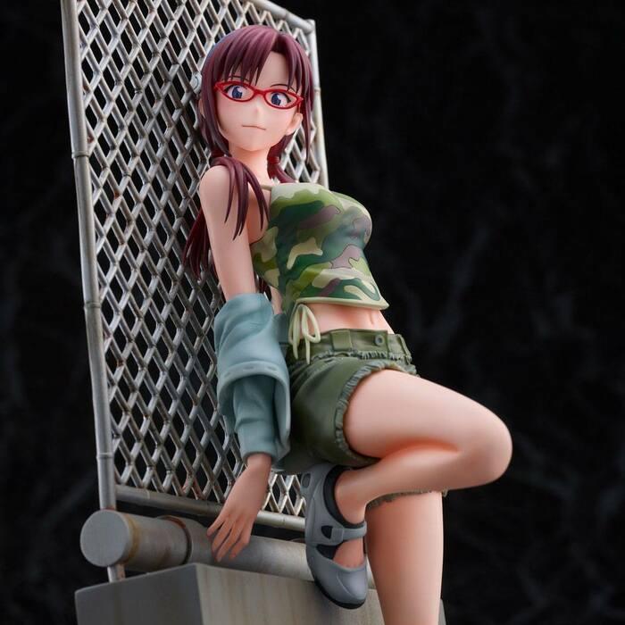 EVANGELION - Makinami Mari illustrious Pvc Figure