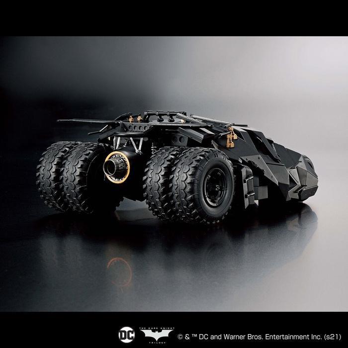 BATMAN - The Dark knight Trilogy - Batmobile Batman Begins Ver. 1/35 Model Kit