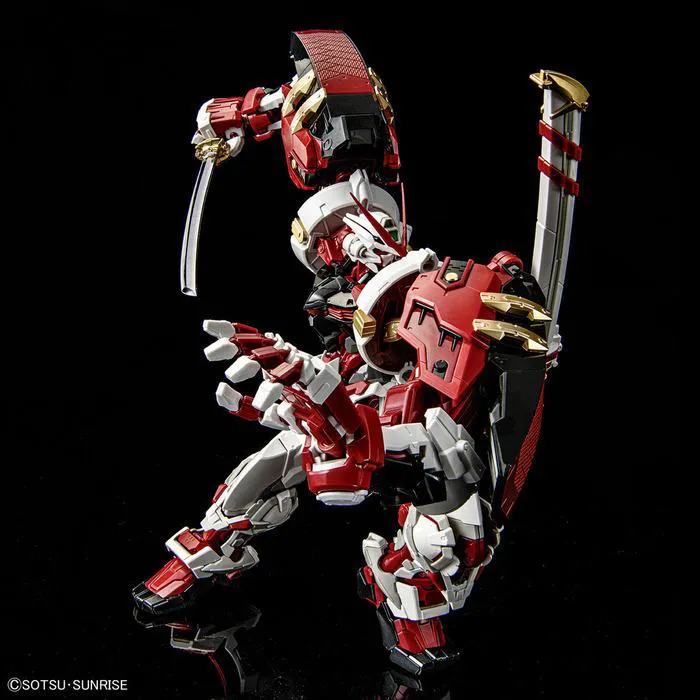 GUNDAM - 1/100 High Resolution Astray Red Frame Powered Red Model Kit