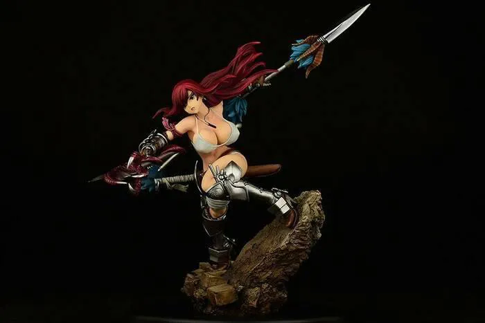 FAIRY TAIL - Erza Scarlet the Knight Ver. Refine 1/6 Pvc Figure