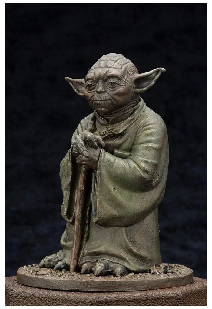 STAR WARS - Yoda Fountain Limited Edition Cold Cast Statue