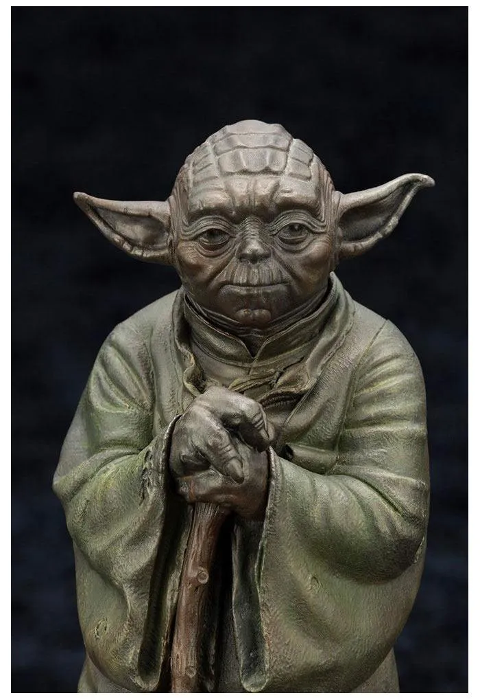 STAR WARS - Yoda Fountain Limited Edition Cold Cast Statue