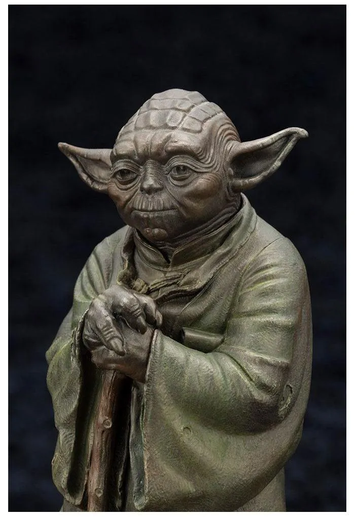 STAR WARS - Yoda Fountain Limited Edition Cold Cast Statue
