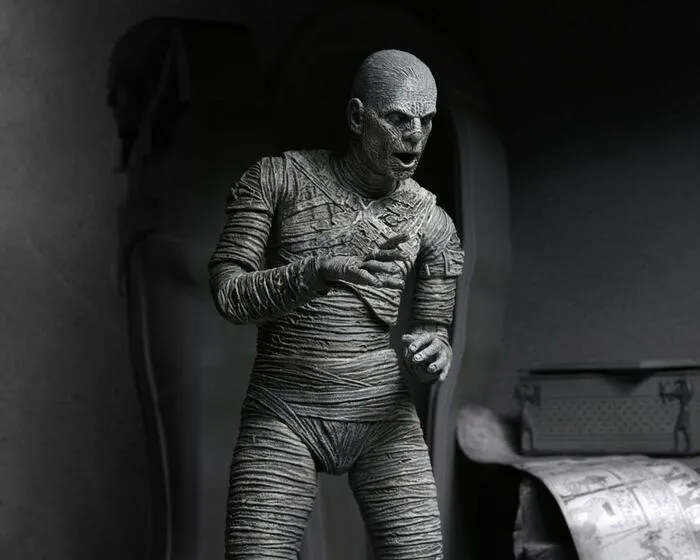 UNIVERSAL MONSTERS -The Mummy Black & White Ver. Ultimate Action Figure