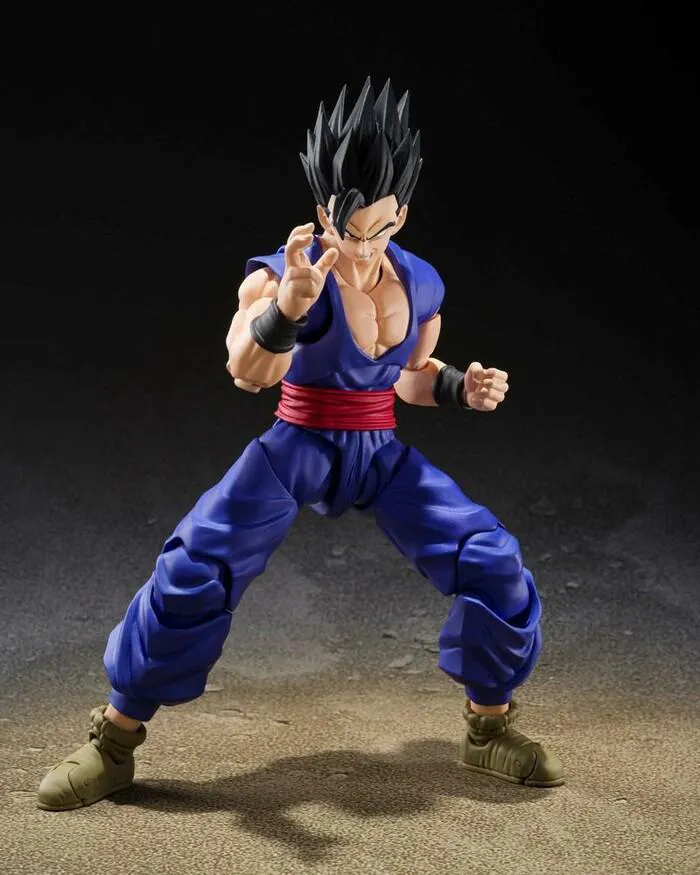 DRAGON BALL - Super - Super Hero - Ultimate Son Gohan S.H. Figuarts Action Figure