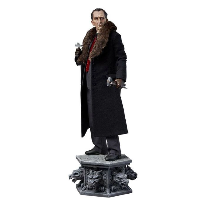 DRACULA - Van Helsing Peter Cushing Premium Format Figure 1/4 Statue