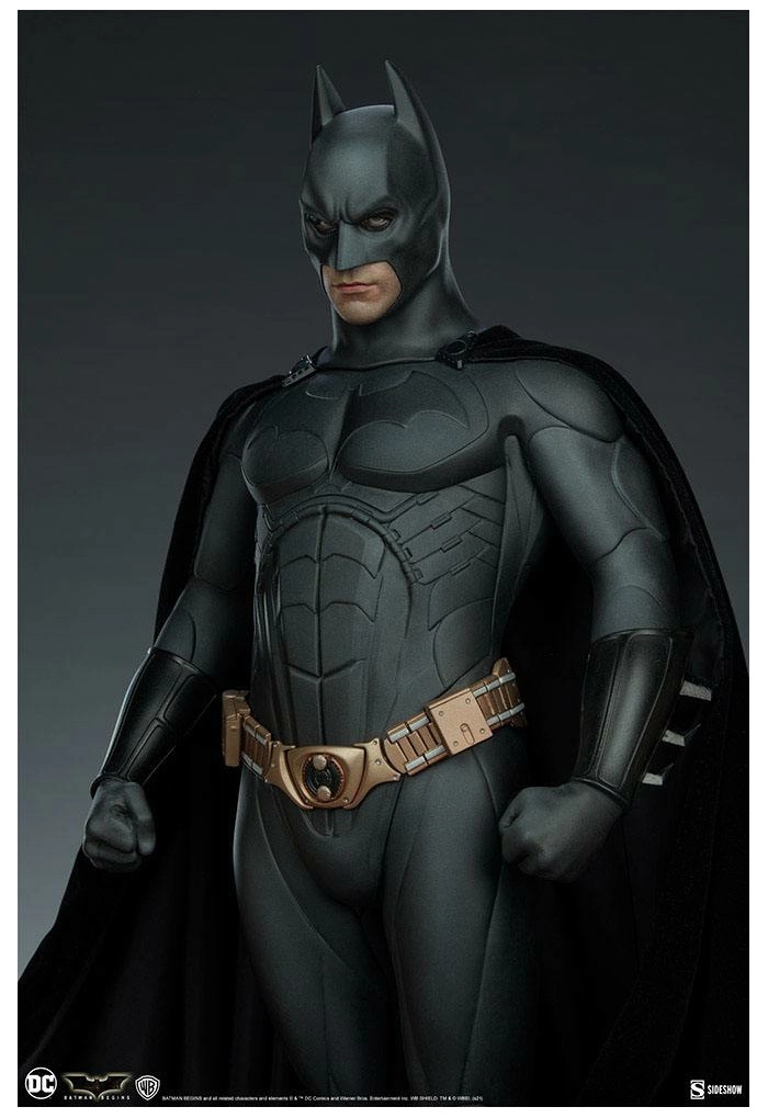 BATMAN - Batman Begins - Batman Premium Format Figure 1/4 Statue