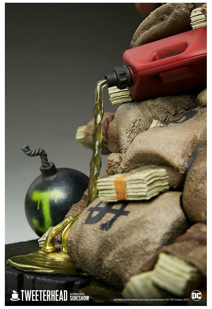 DC COMICS - The Joker Maquette Statue