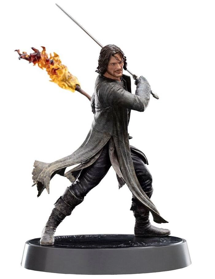 LORD OF THE RINGS - Figures of Fandom - Aragorn Pvc Figure
