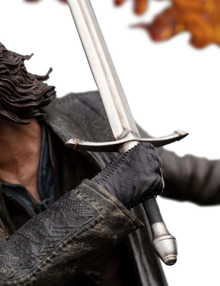 LORD OF THE RINGS - Figures of Fandom - Aragorn Pvc Figure