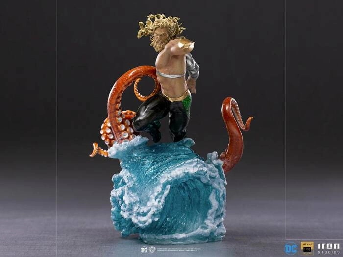 DC COMICS - Aquaman 1/10 Deluxe Art Scale Statue