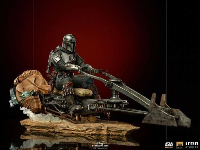 STAR WARS - The Mandalorian - Mandalorian on Speederbike 1/10 Deluxe Art Scale Statue