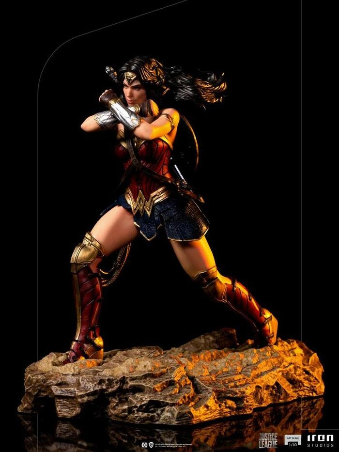 DC COMICS - Zack Snyder's Justice League - Wonder Woman 1/10 Art Scale Statue