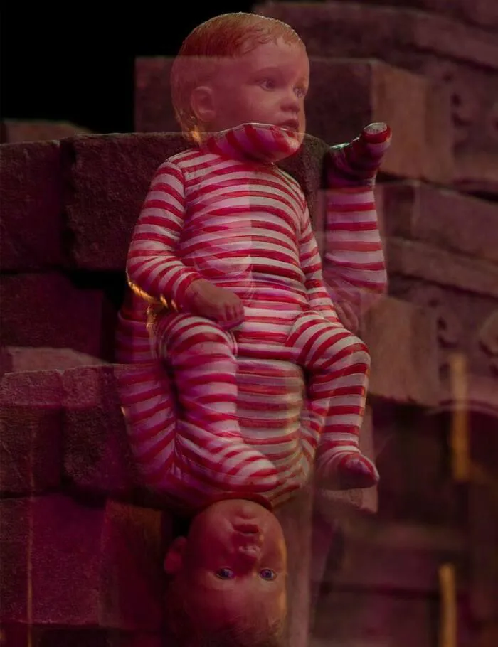 LABYRINTH - Sarah & Jareth in the illusionary Maze 1/6 Statue