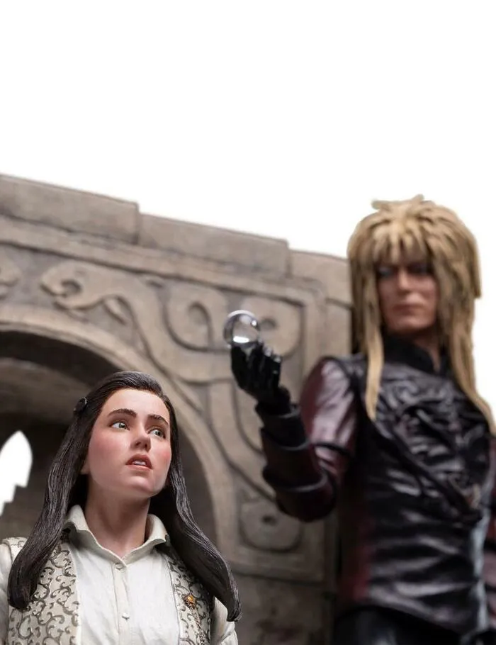 LABYRINTH - Sarah & Jareth in the illusionary Maze 1/6 Statue