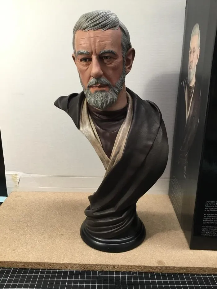STAR WARS - Obi-Wan Kenobi 1/2 Legendary Scale Bust