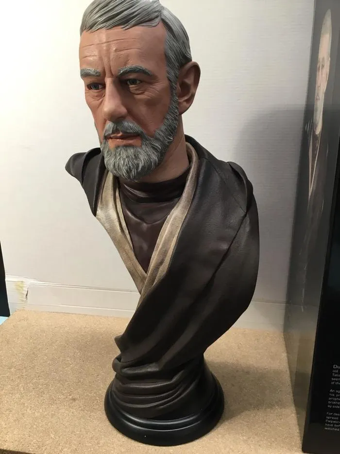 STAR WARS - Obi-Wan Kenobi 1/2 Legendary Scale Bust
