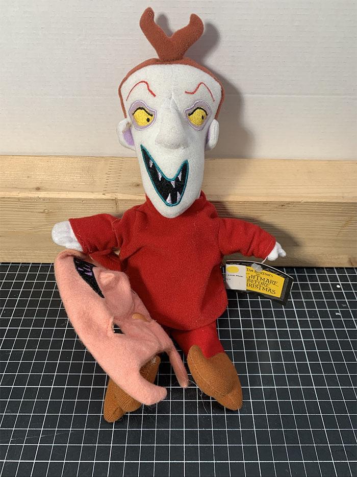 NIGHTMARE BEFORE CHRISTMAS - Lock Plush