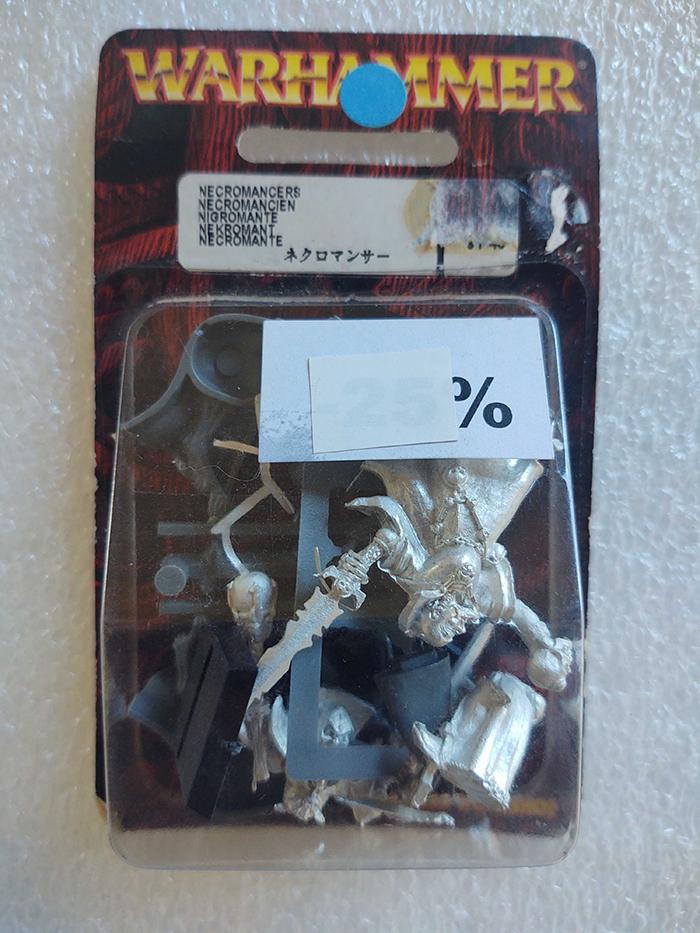 WARHAMMER FANTASY - Vampire Counts Necromancers 91-45 Ver.B