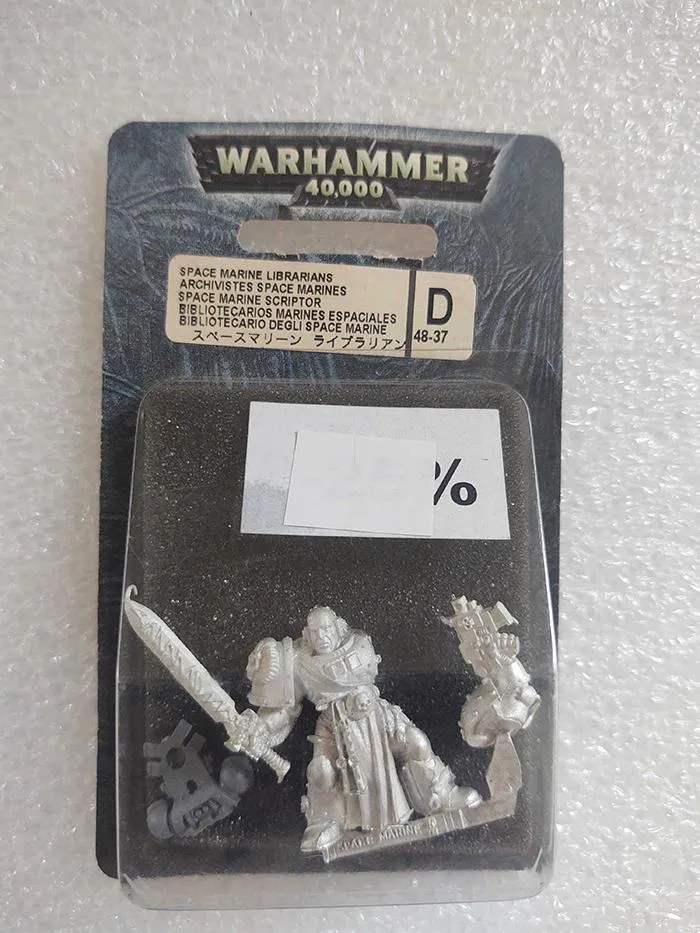 WARHAMMER 40K - Space Marine Librarians 48-37