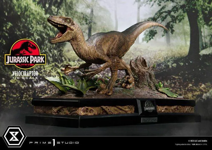 JURASSIC PARK - Legacy Museum Collection - Velociraptor Attack 1/6 Polystone Statue