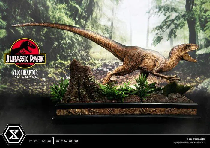 JURASSIC PARK - Legacy Museum Collection - Velociraptor Attack 1/6 Polystone Statue