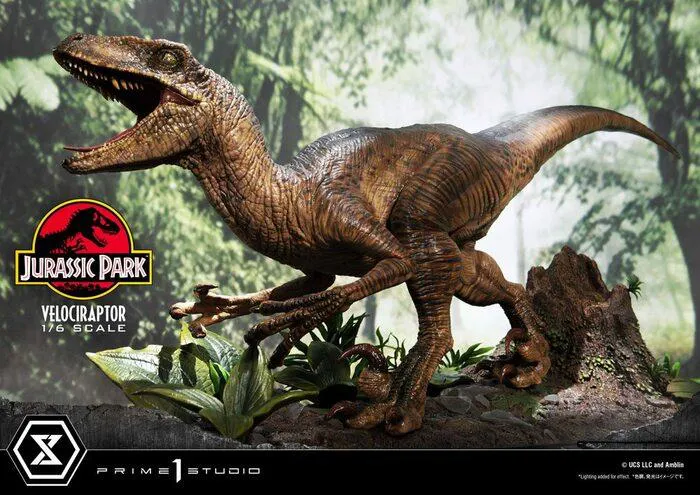 JURASSIC PARK - Legacy Museum Collection - Velociraptor Attack 1/6 Polystone Statue