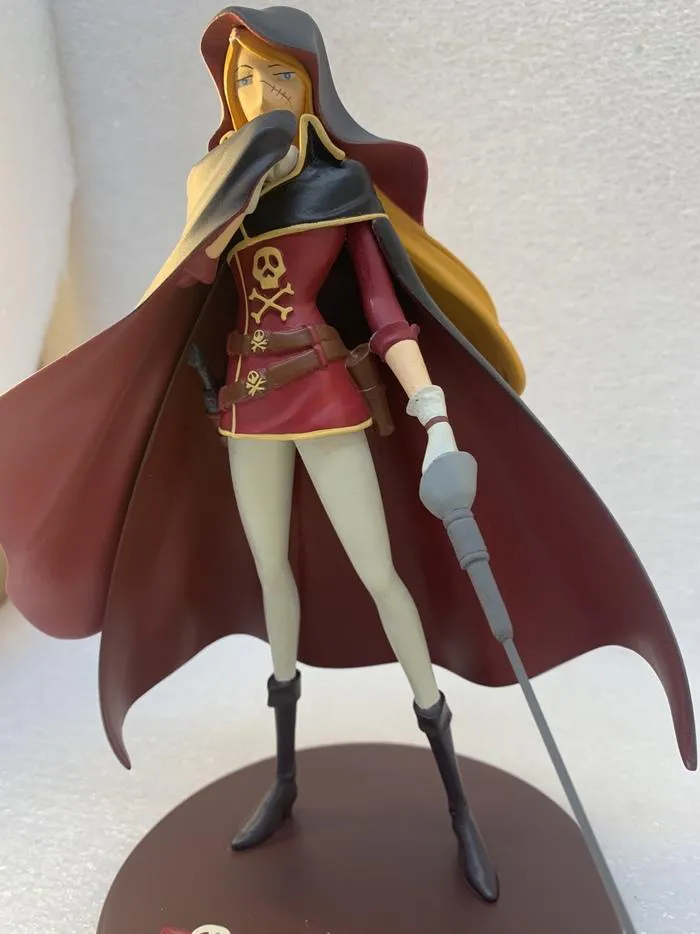 CAPITAN HARLOCK - Queen Emeraldas Polystone Statue