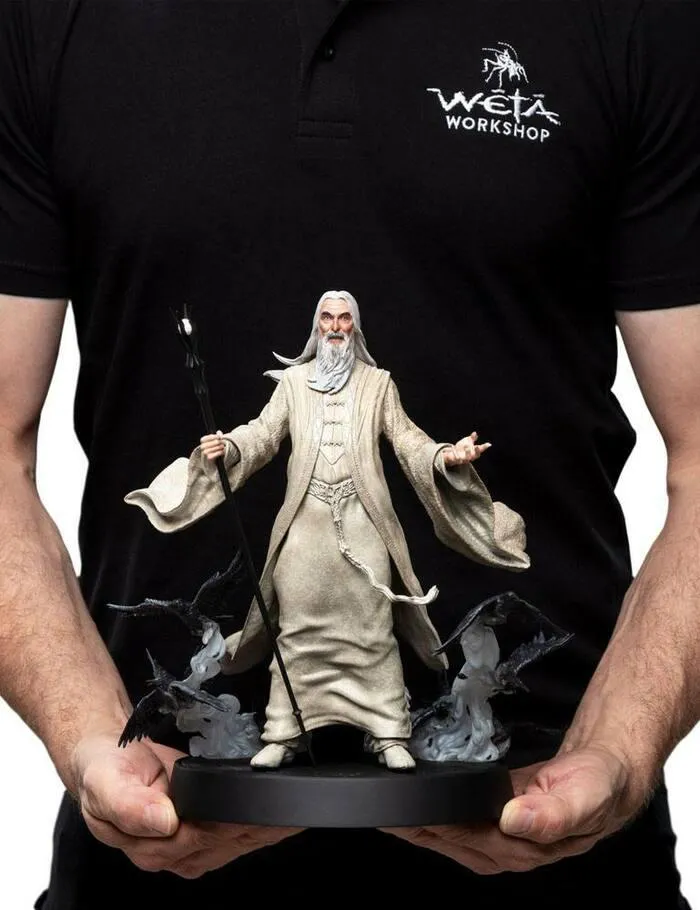 LORD OF THE RINGS - Figures of Fandom - Saruman the White Pvc Figure