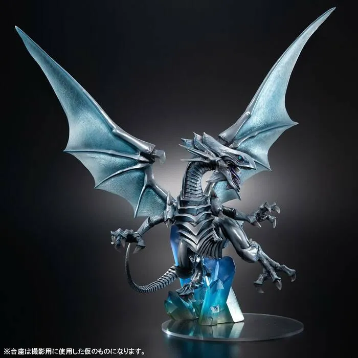 YU-GI-OH! - Duel Monsters - Art Works Monsters Blue Eyes White Dragon Holographic Edition Pvc Figure