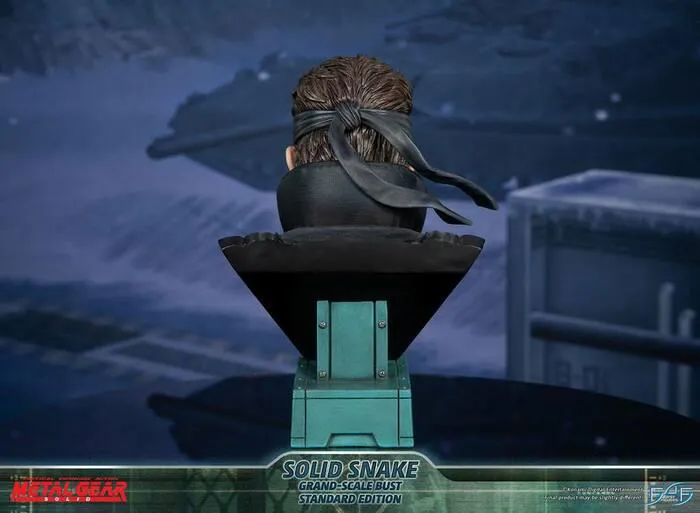METAL GEAR SOLID - Solid Snake Grand Scale Polystone Bust