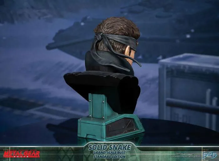 METAL GEAR SOLID - Solid Snake Grand Scale Polystone Bust