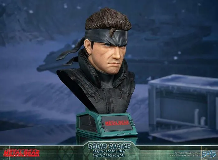 METAL GEAR SOLID - Solid Snake Grand Scale Polystone Bust