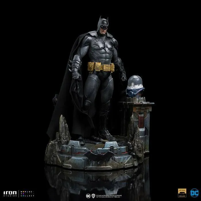 DC COMICS - Batman Unleashed 1/10 Deluxe Art Scale Statue