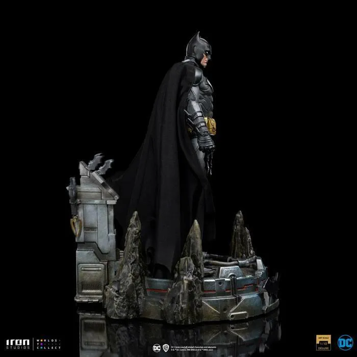 DC COMICS - Batman Unleashed 1/10 Deluxe Art Scale Statue