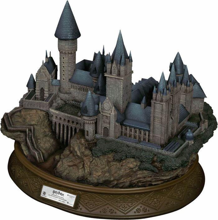 HARRY POTTER - Harry Potter and the Philosopher's Stone - Hogwarts School Of Witchcraft And Wizardry Master Craft Statue