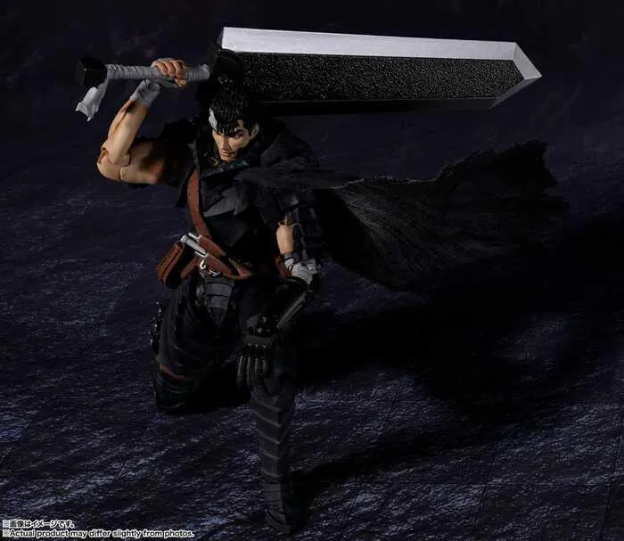 BERSERK - Guts Berserker Armor S.H. Figuarts Action Figure
