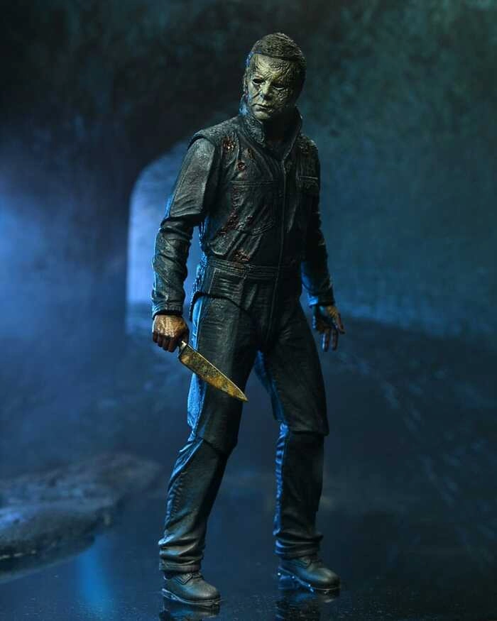 HALLOWEEN - Ends 2022 - Michael Myers Ultimate Action Figure