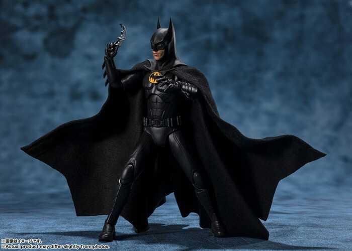 THE FLASH - Batman S.H. Figuarts Action Figure