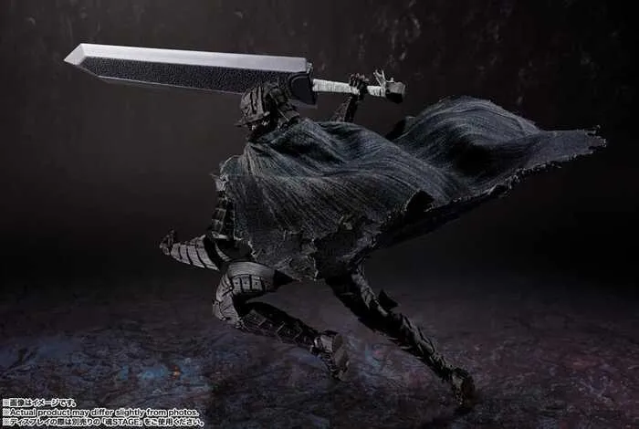 BERSERK - Guts Berserker Armor Heat of Passion S.H. Figuarts Action Figure
