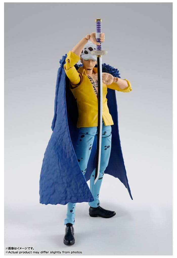 ONE PIECE - The Raid on Onigashima - Trafalgar Law S.H. Figuarts Action Figure