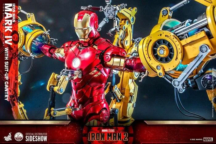IRON MAN 2 - Iron Man Mark IV with Suit-Up Gantry 1/4 Action Figure