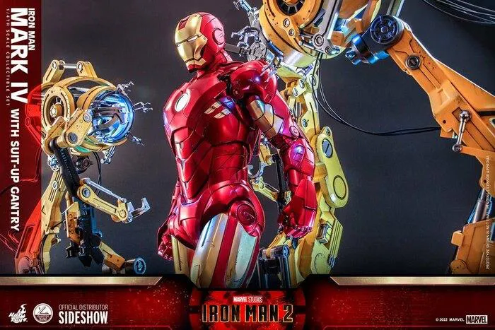 IRON MAN 2 - Iron Man Mark IV with Suit-Up Gantry 1/4 Action Figure