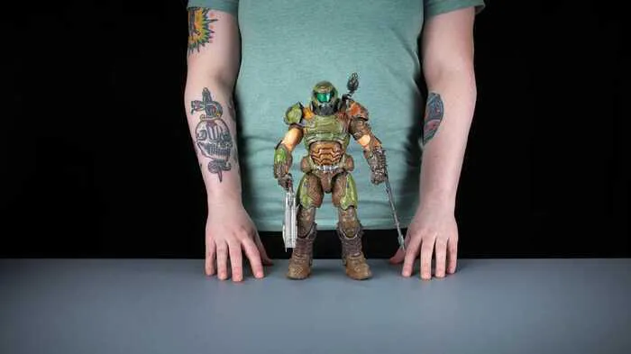 DOOM - Doom Slayer HEO Exclusive Ver. 1/6 Action Figure 12"