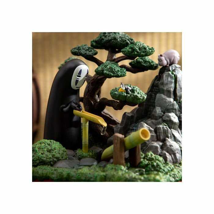 SPIRITED AWAY - La Citta Incantata - Water Garden Soemizu no Niwa Magnet Statue