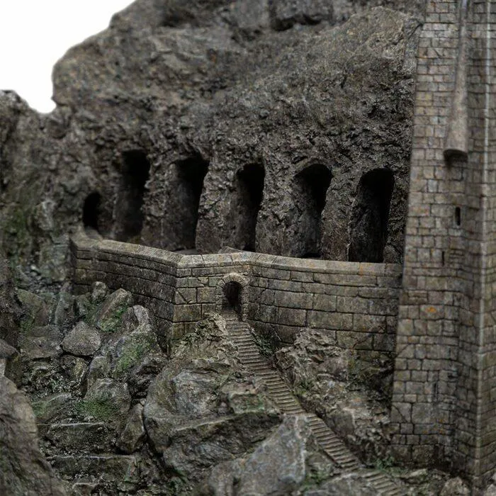 LORD OF THE RINGS - Helm's Deep Polystone Statue