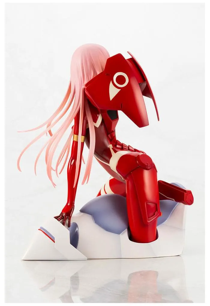 DARLING IN THE FRANXX - Zero Two 1/7 Pvc Figure